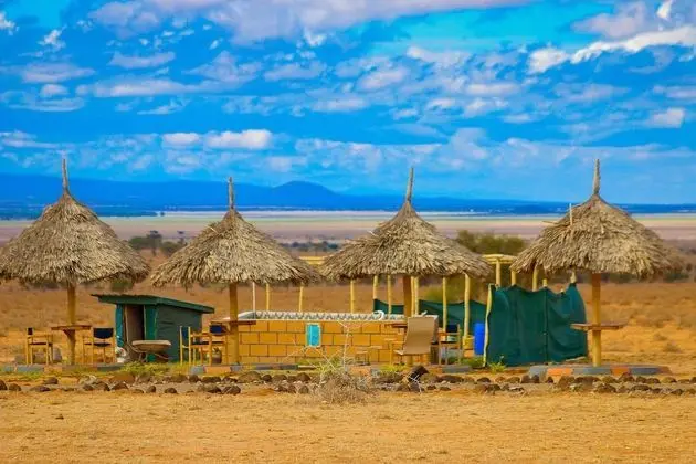 Amanya Camp 2 Twin -beds Tiger in Amboseli