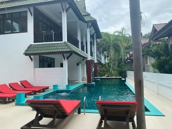 Amara Beach Resort - Havuz