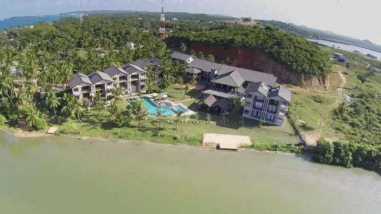 Amaranthe Bay Trincomalee
