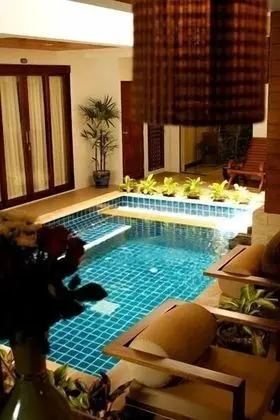 Amarina Residence - Havuz