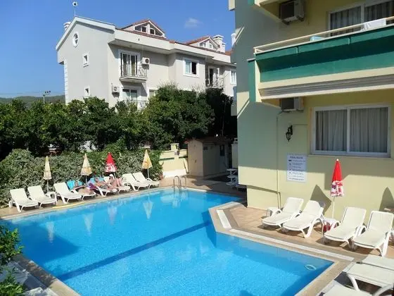 Amaris Apartments - Havuz