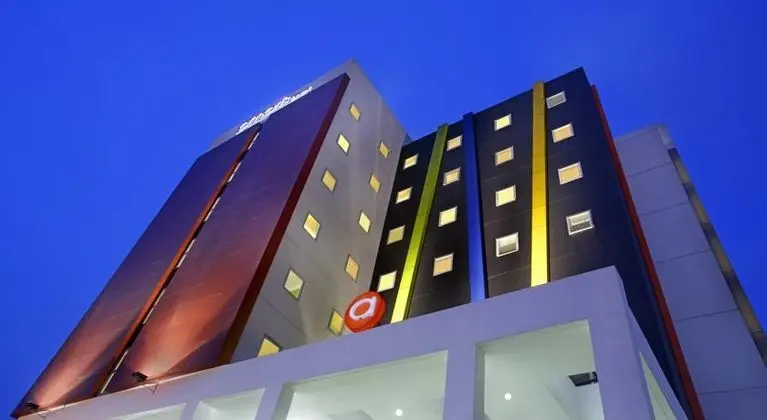 Amaris Hotel Bekasi Barat