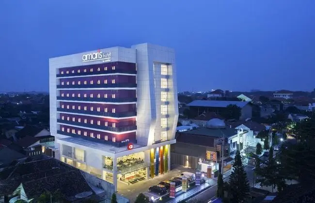 Amaris Madiun