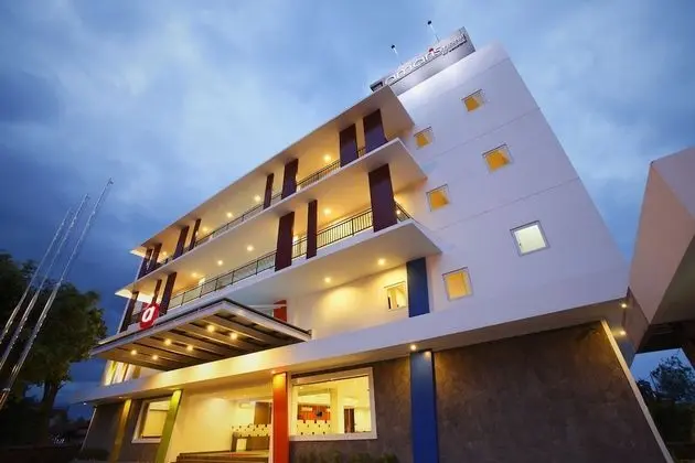Amaris Hotel Muara Bungo - Jambi - CHSE Certified - Dış Mekan