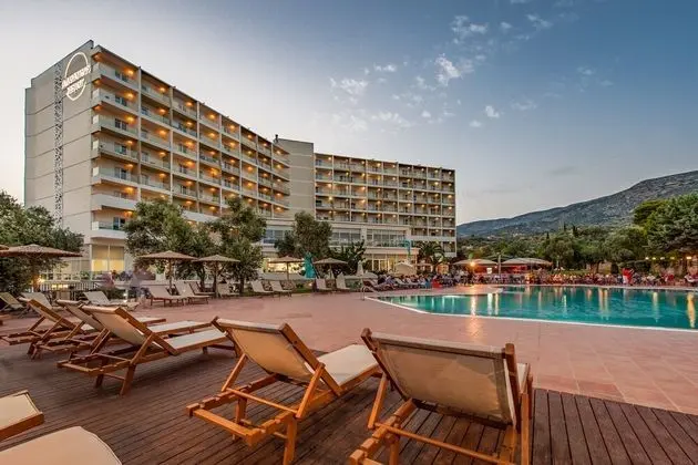 Amarynthos Resort Hotel