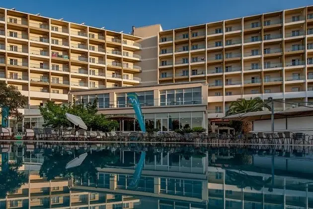 Amarynthos Resort Hotel - Dış Mekan
