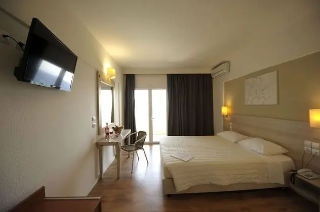 Amarynthos Resort Hotel - Oda
