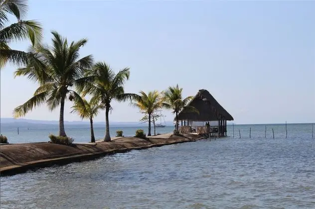 Hotel Amatique Bay - Plaj