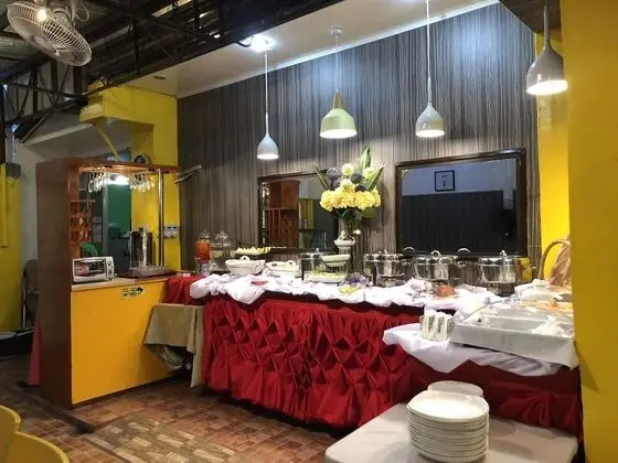 Amax Inn Makati II - Yerinde Yemek