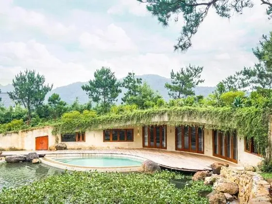 Amaya Retreat