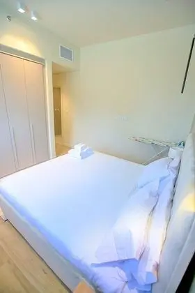 Amazing 1bedroom With Balcony at Park View Dubai - Oda