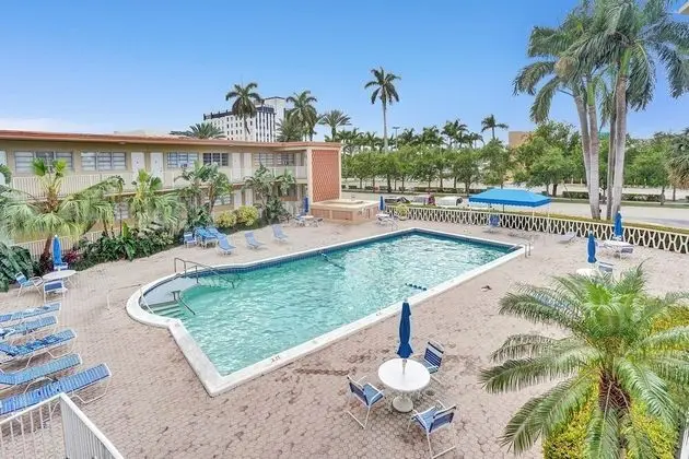 Amazing 1br Apartment With Pool, Hallandale Beach!