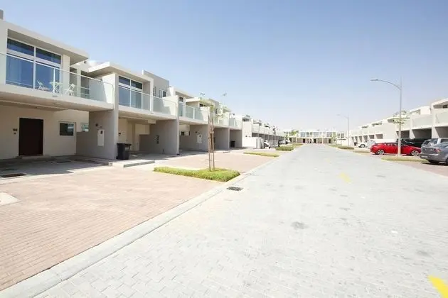 Amazing 3 Bhk Villa 25 Minutes From The Expo