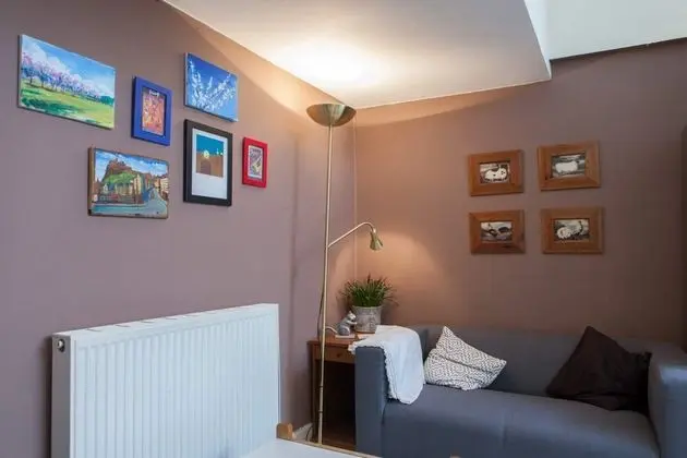 Amazing 4 Bedroom Apartment Just Off The Meadows - Oda Düzeni