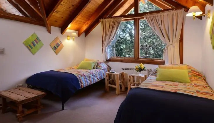 Amazing 4 Bedroom Chalet Villa Traful VT1 - Oda