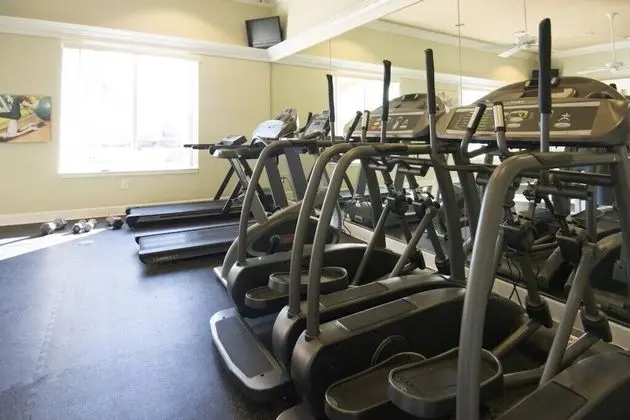 Amazing 6 Bedroom House - Fitness