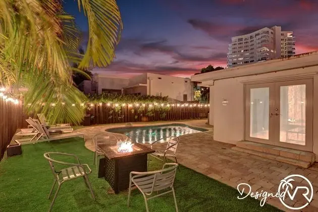 Amazing 6BR Estate with Private Pool