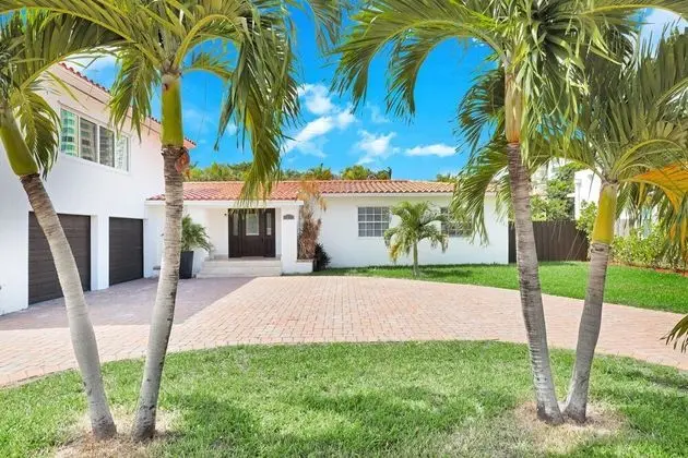 Amazing 6BR Estate with Private Pool - Dış Mekan