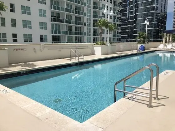 Amazing Apartment in Brickell - Havuz