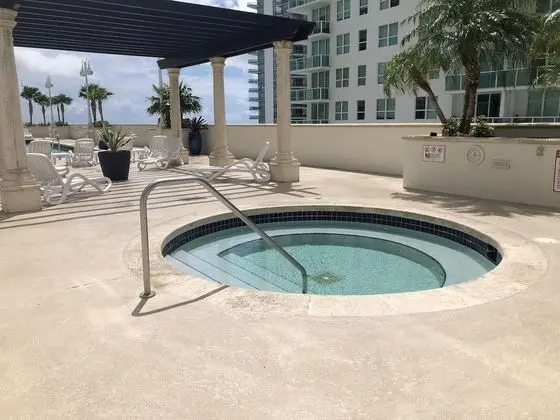 Amazing Apartment in Brickell - Spa