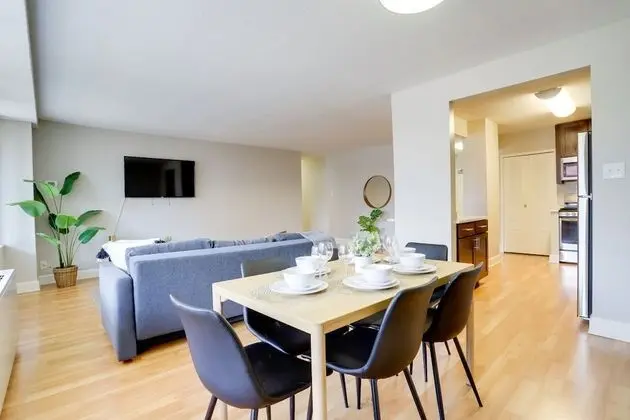 Amazing Br2 Bedroom Condo at Arlington - Yerinde Yemek