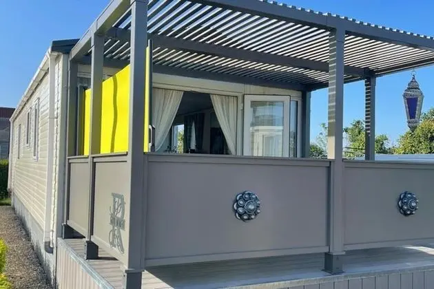 Amazing Chalet in Oostkapelle With Garden