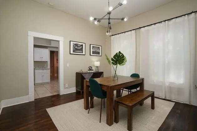 Amazing Fully Fenced Home Only 1.7 mi to Downtown - Yerinde Yemek