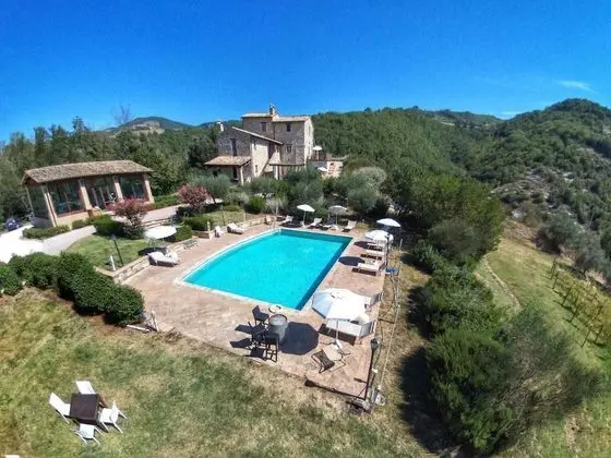 Amazing Holiday Home in Assisi With Swimming Pool