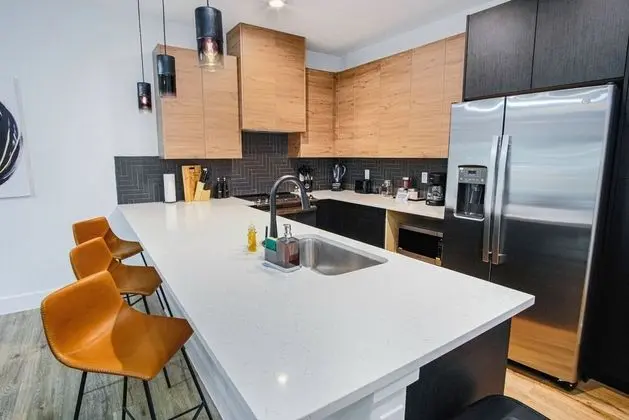 Amazing Indeed 3BR Only 5 Minutes From Downtown - Mutfak