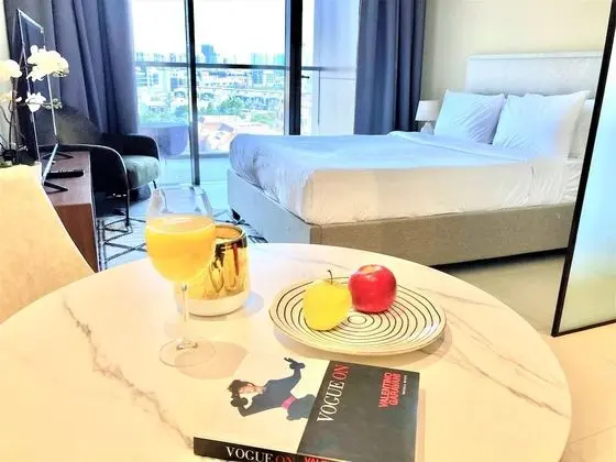 Amazing Living With Balcony - Park View JVC - Yerinde Yemek