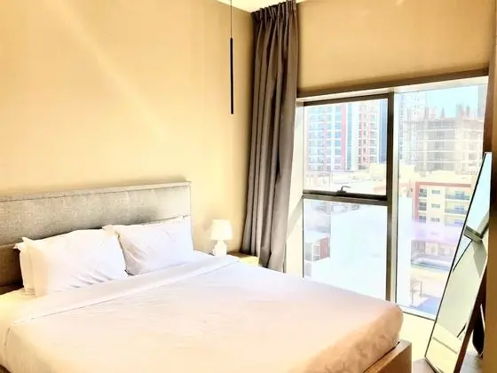 Amazing Living Park View JVC -1bed With Balcony - Oda