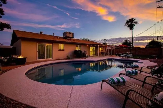 Amazing Modern Remodel Near Old Town W/heated Pool