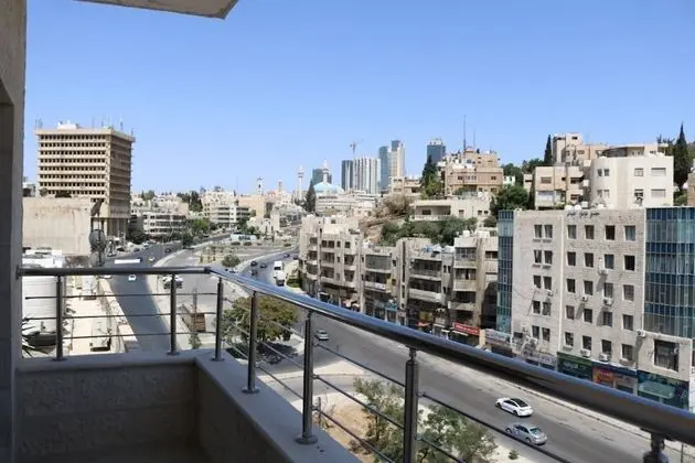 Amazing one Bedroom Apartment in Amman, Elwebdah 5