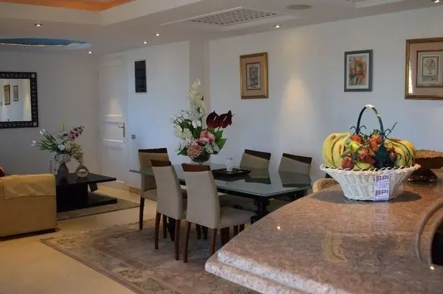 Amazing Penthouse with Sea and Roof Pool - Oda Düzeni