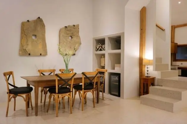 Amazing Villa With Pool and Huge Lawn - Yerinde Yemek