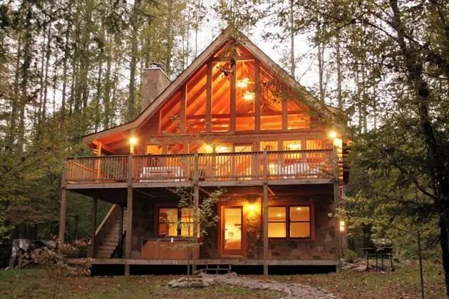 Amazing River Retreat by Vtrips - Öne Çıkan Resim
