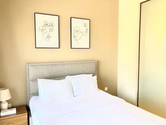 Amazing Studio With Balcony in Park View Dubai - Oda
