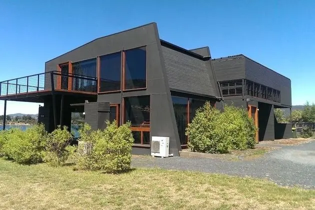 Amazing Unique Five-Star Waterfront Retreat - Dış Mekan