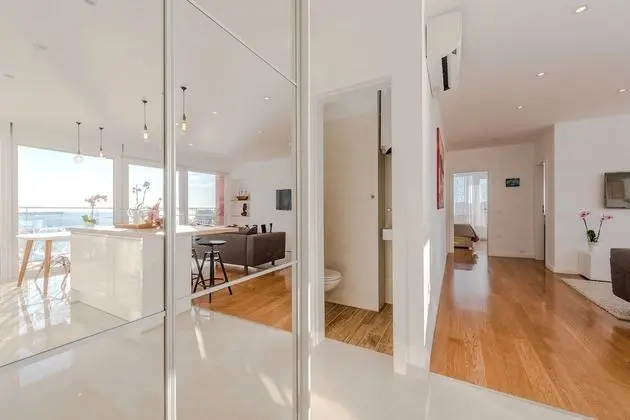 Amazing View Apartment - Lobi