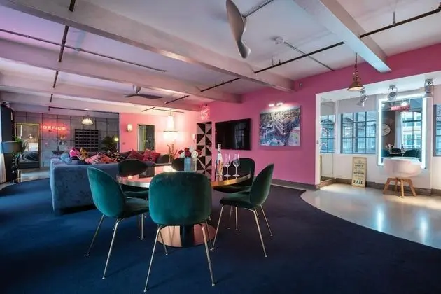 Amazingly Luxurious Loft Apartment Soho - 3 Bedrooms 2 Bath Office