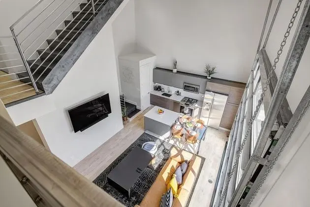 Amazingly Sleek Rino Pad - Stunning Mountain Views - Mutfak