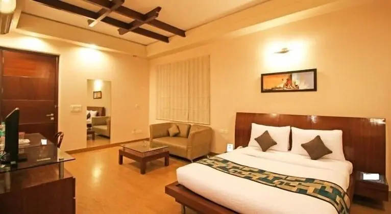 Hotel Amazone Residency - Dlf Phase 3 - Öne Çıkan Resim