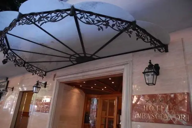 Ambasciatori Place Hotel SPA - Lobi