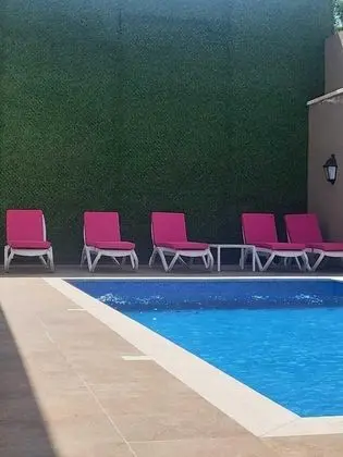 Ambassador Hotel Amman, a Boutique Hotel - Havuz