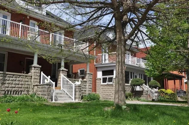 Ambassador B&B Guest Home - Dış Mekan