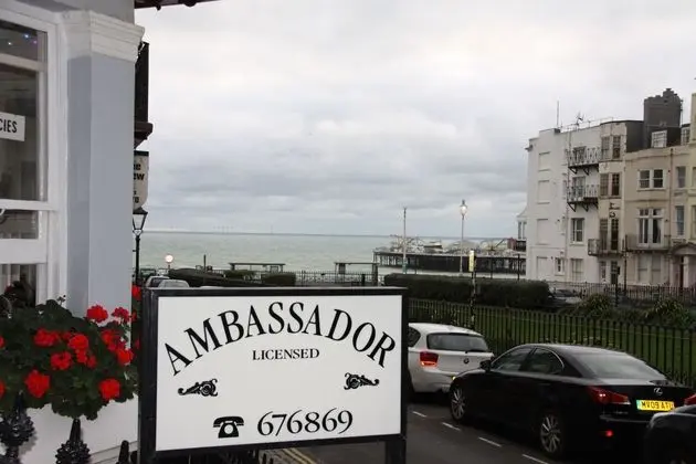 Ambassador Hotel - Öne Çıkan Resim