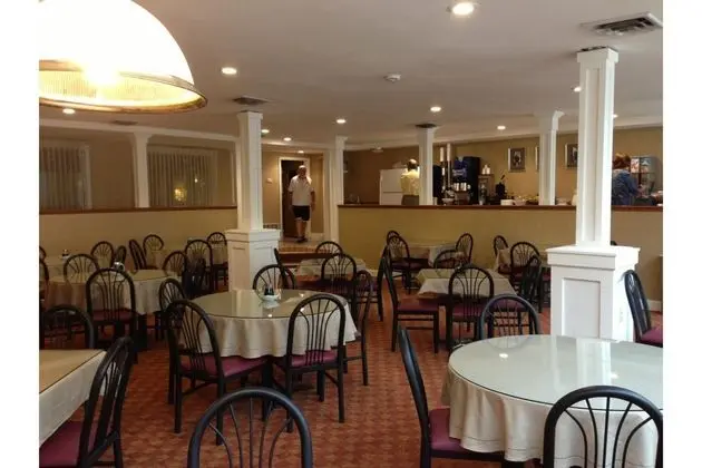 Ambassador Inn Suites - Yeme / İçme