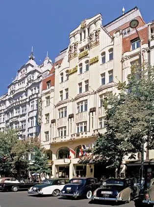 Ambassador-Zlatá Husa - Genel