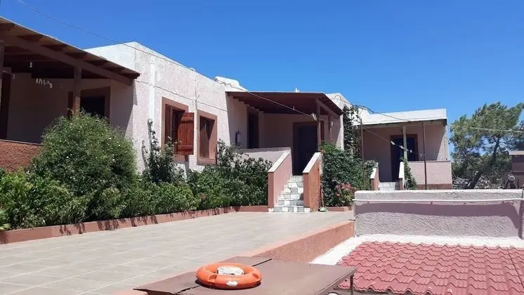 Ambeles Apartments