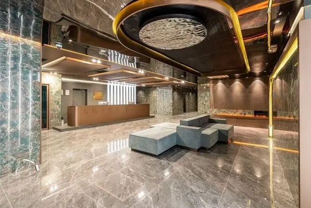 Amber Hotel Central - Lobi